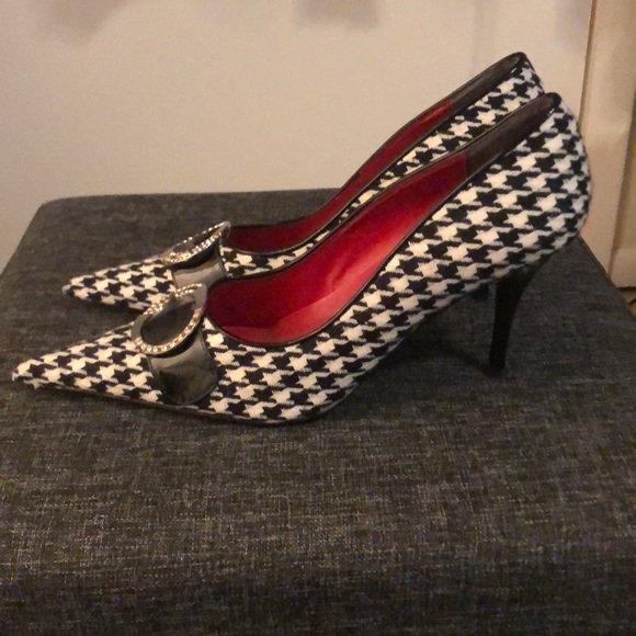 Black and White J.Renee - Picture 1 of 2